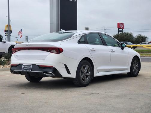 2022 Kia K5 LXS