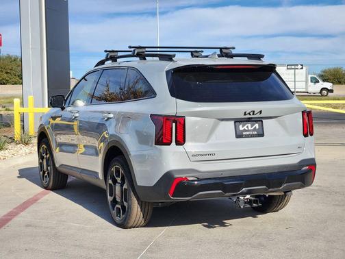 2026 Kia Sorento X-Line SX