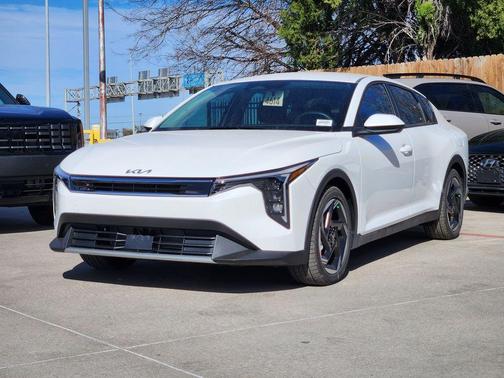 2026 Kia K4 EX