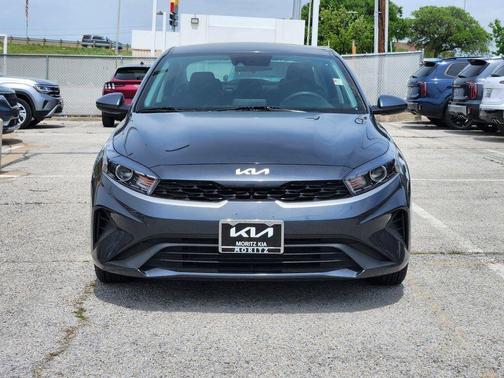 Gray 2024 Kia Forte LXS