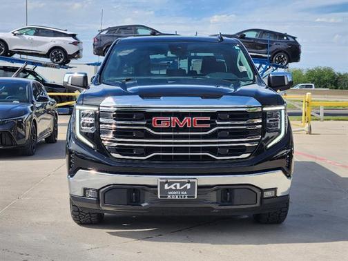 Onyx Black 2025 GMC Sierra 1500 SLT
