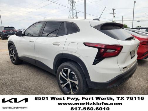 Summit White 2024 Chevrolet Trax 1RS