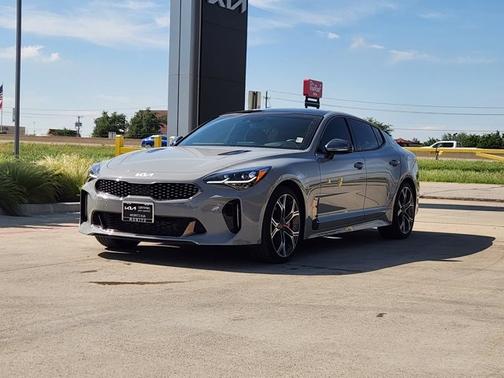 2020 Kia Stinger GT2