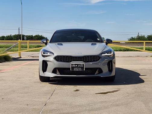 2020 Kia Stinger GT2