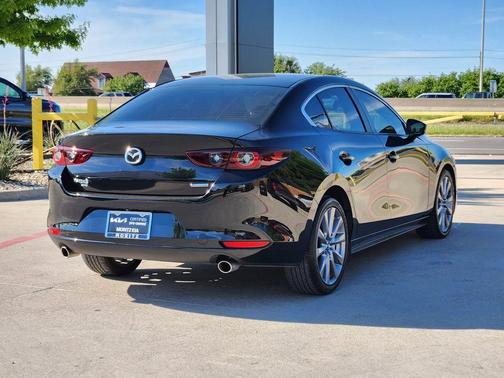 2022 Mazda Mazda3 AWD w/Preferred Package