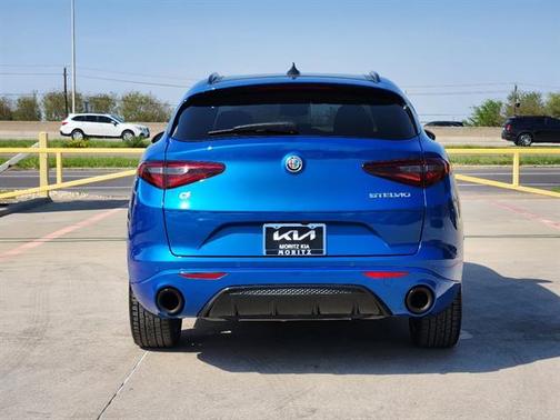 2022 Alfa Romeo Stelvio Ti