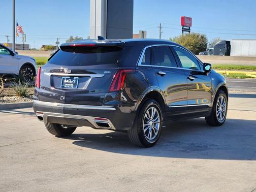Wilder Metallic 2023 Cadillac XT5 Premium Luxury