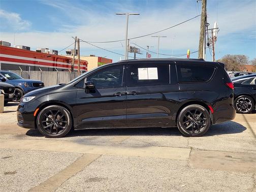 2023 Chrysler Pacifica Limited