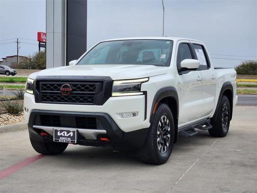 2022 Nissan Frontier PRO-X