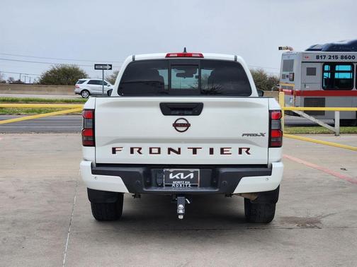 2022 Nissan Frontier PRO-X