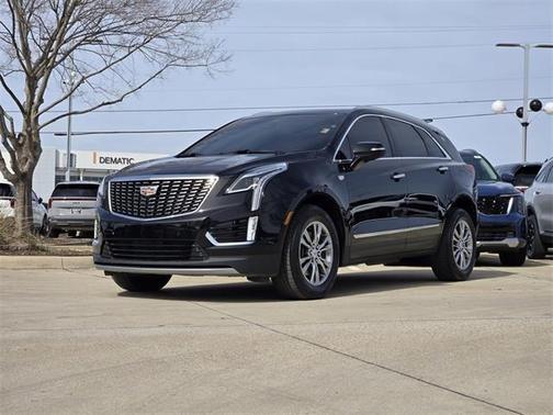 2022 Cadillac XT5 Premium Luxury