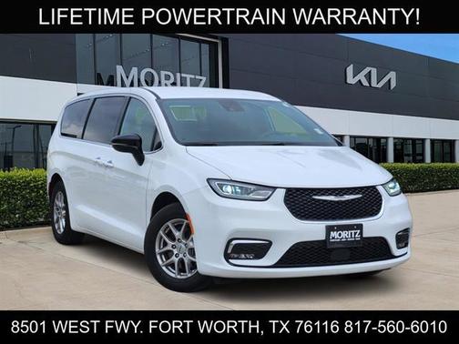 Bright White Clearcoat 2025 Chrysler Pacifica Select