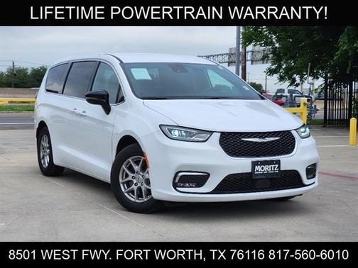 Bright White Clearcoat 2025 Chrysler Pacifica Select