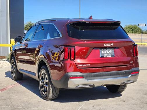 2025 Kia Sorento S