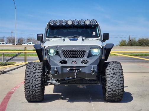 Bright White Clearcoat 2022 Jeep Gladiator Rubicon