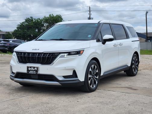 2024 Kia Carnival EX