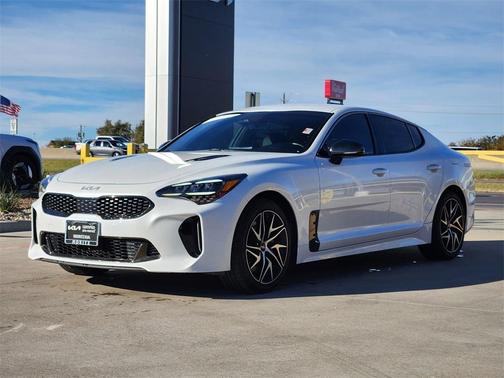 2022 Kia Stinger GT-Line