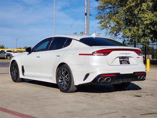 2022 Kia Stinger GT-Line