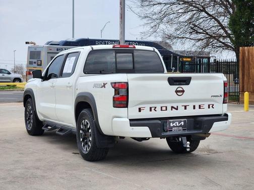 Glacier White 2022 Nissan Frontier PRO-X