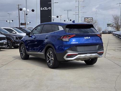 2024 Kia Sportage EX