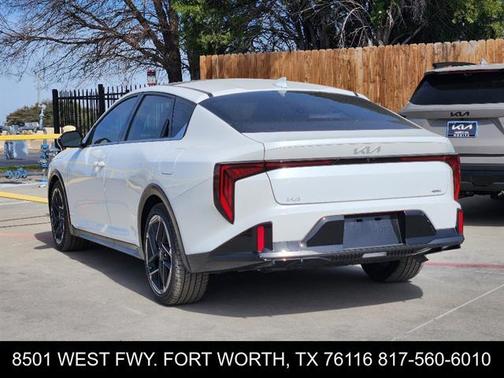 Snow White Pearl 2026 Kia K4 GT-LINE