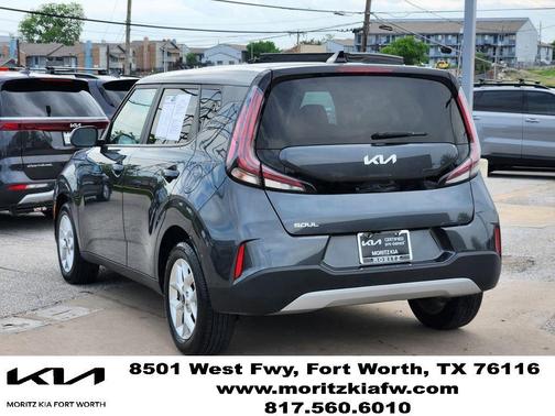 Gray 2023 Kia Soul LX