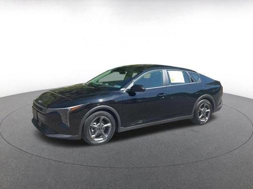 Aurora Black Pearl 2025 Kia K4