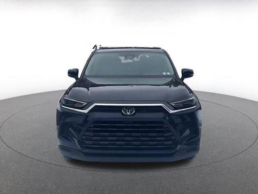 2025 Toyota Grand Highlander LE