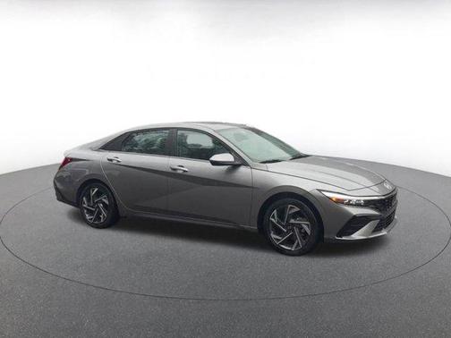 2025 Hyundai ELANTRA HEV Limited