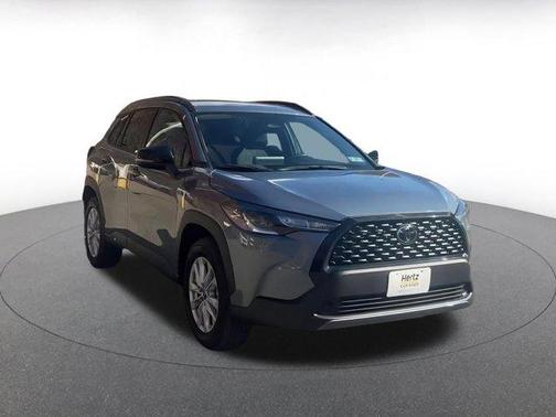 2025 Toyota Corolla Cross LE