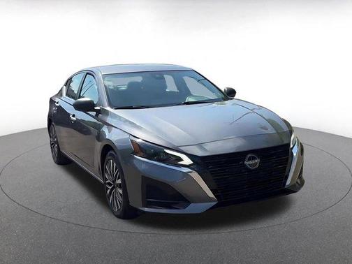 Gun Metallic 2025 Nissan Altima SV