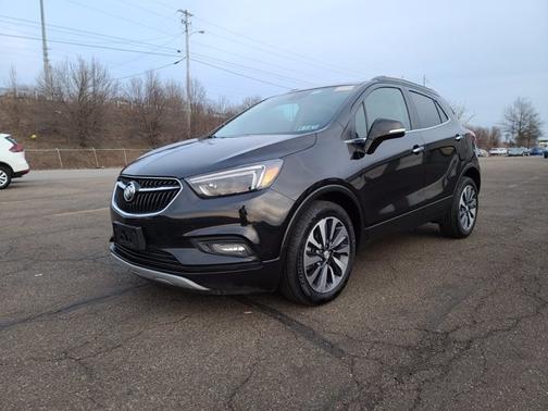 Photo 4 of 26 of 2020 Buick Encore Essence