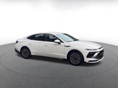 2024 Hyundai SONATA Hybrid SEL
