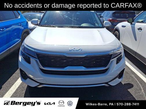 Snow White Pearl 2023 Kia Seltos S