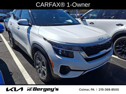 Snow White Pearl 2023 Kia Seltos S