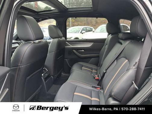 Jet Black Mica 2026 Mazda CX-70 3.3 Turbo S Premium