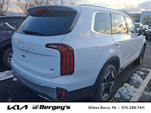2023 Kia Telluride S