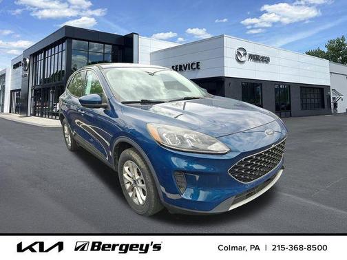 Green Metallic 2020 Ford Escape SE