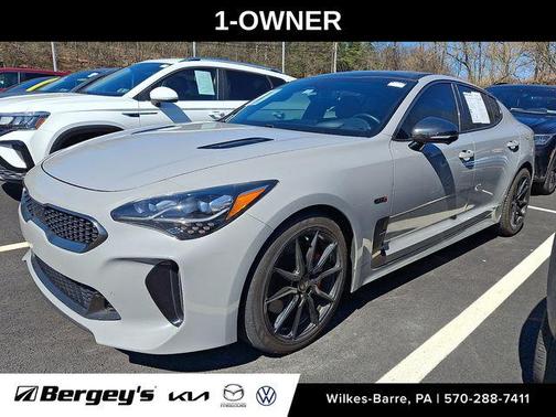 Ceramic Silver 2023 Kia Stinger GT2