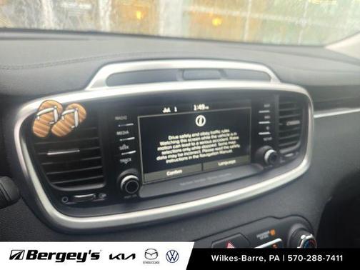 Snow White Pearl 2019 Kia Sorento SX