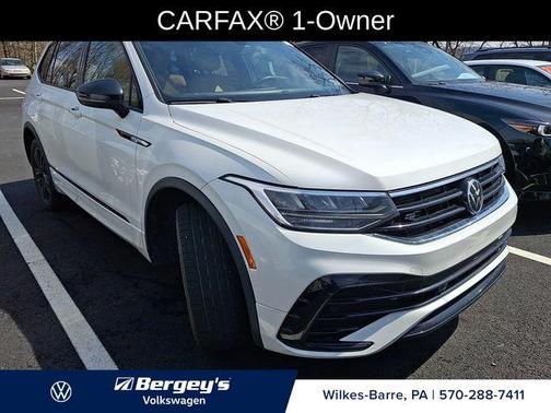 2022 Volkswagen Tiguan 2.0T SE R-Line Black 4MOTION