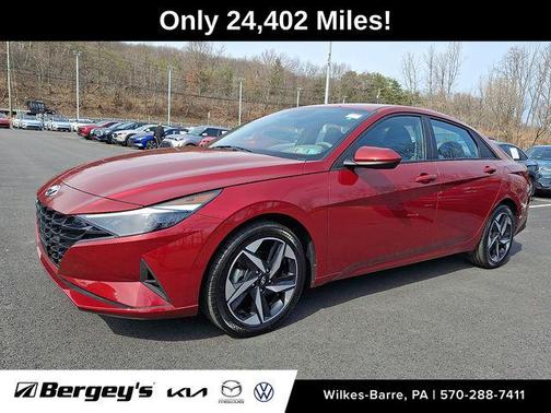 2023 Hyundai ELANTRA SEL