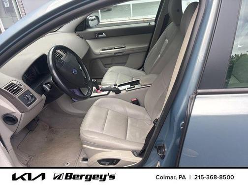 Barents Blue Metallic 2008 Volvo S40 2.4i