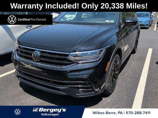 Deep Black 2024 Volkswagen Tiguan 2.0T SE R-Line Black 4MOTION