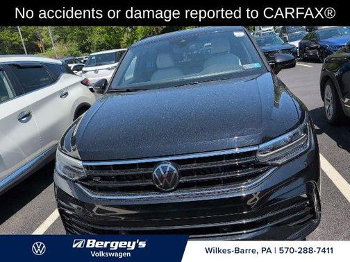 Deep Black 2024 Volkswagen Tiguan 2.0T SE R-Line Black 4MOTION