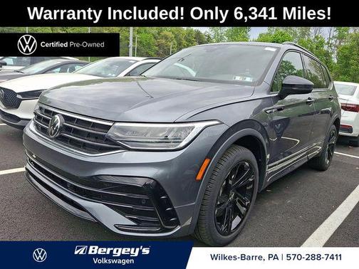 Platinum Gray Metallic 2024 Volkswagen Tiguan 2.0T SE R-Line Black 4MOTION