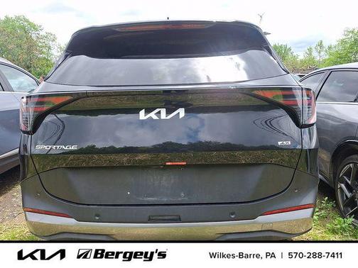 Fusion Black 2026 Kia Sportage LX