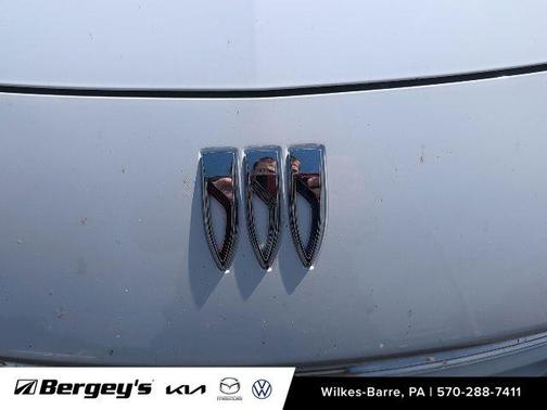 Summit White 2024 Buick Envista Preferred FWD