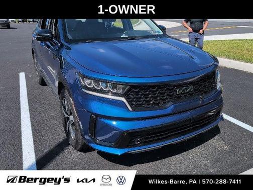 Sapphire Blue 2022 Kia Sorento S
