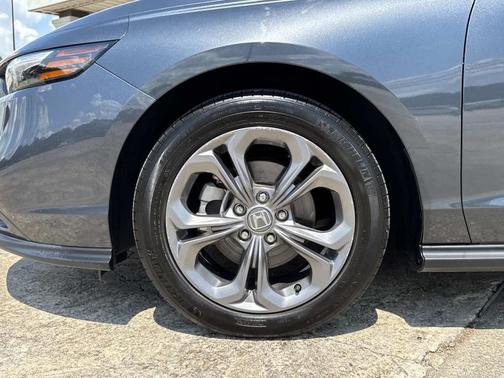 2024 Honda Accord EX 1.5T